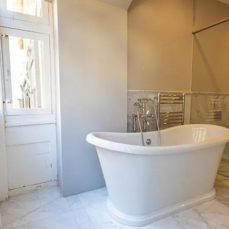 Lux Ph With Stunning Views Hot Tub Appartement Valletta