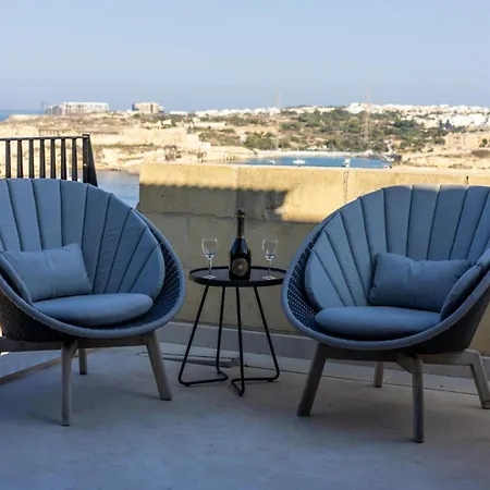 Lux Ph With Stunning Views Hot Tub * Valletta