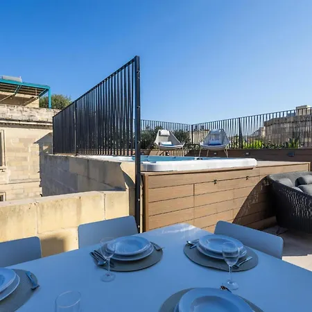 Lux Ph With Stunning Views Hot Tub Apartman