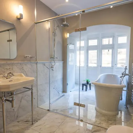 Apartman Lux Ph With Stunning Views Hot Tub *